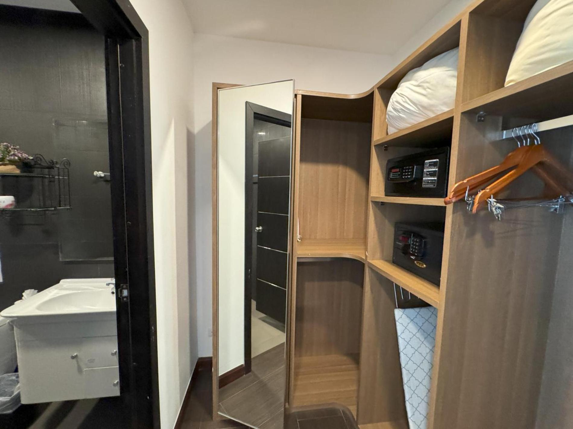 Ap Grand Residence By Lofty Pantai Kamala Luaran gambar